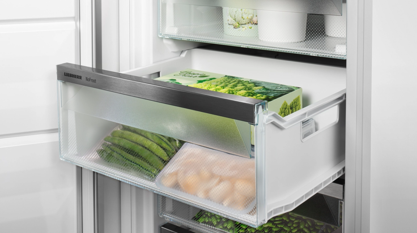  Integrated drawer slides